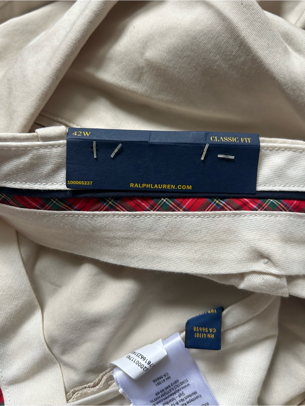 Ralph Lauren Beige/Tan Golf Shorts - Picture 5 of 5
